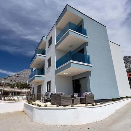 Luxury Promajna Beach Apartment エクステリア 写真