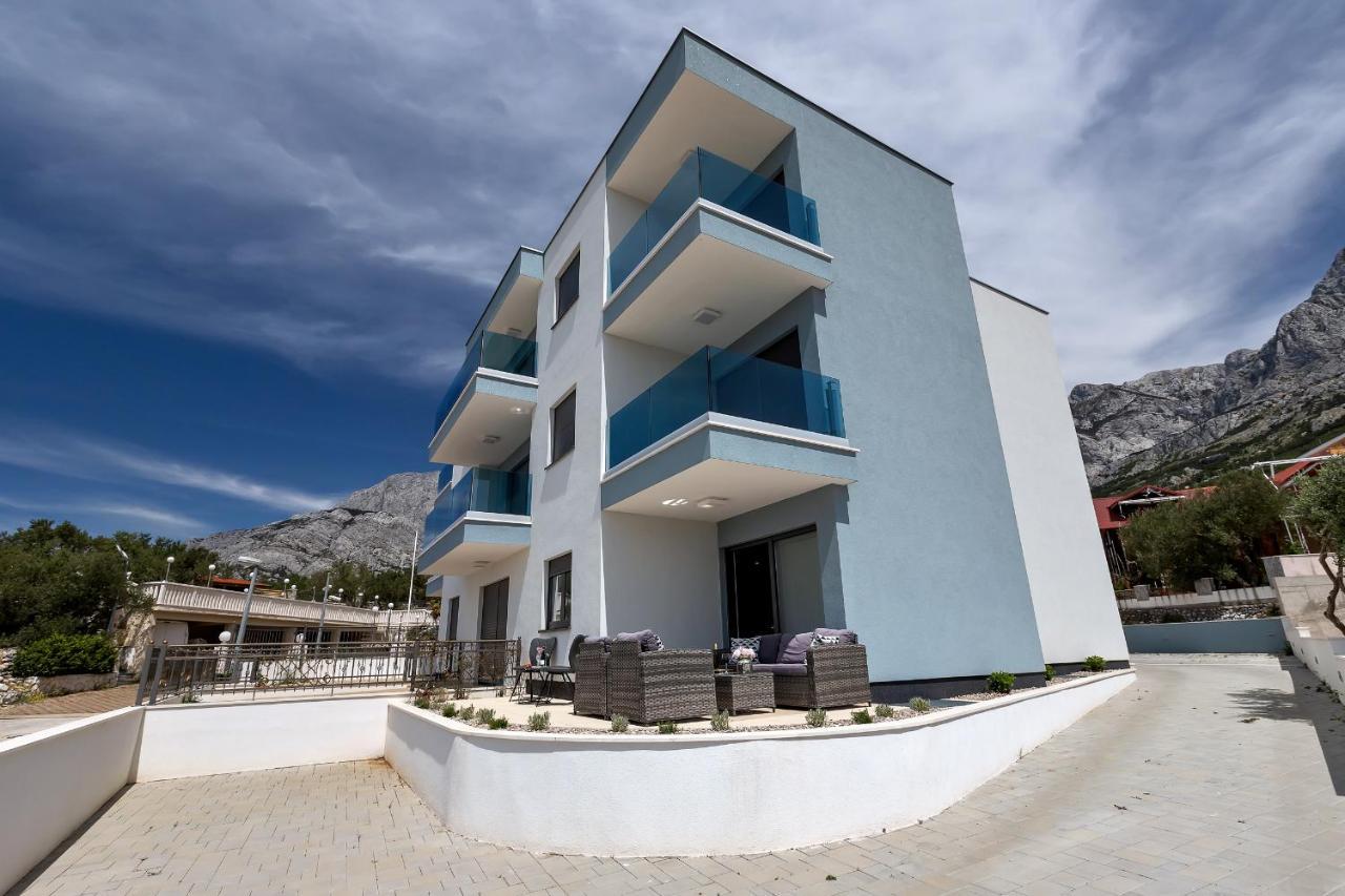 Luxury Promajna Beach Apartment エクステリア 写真
