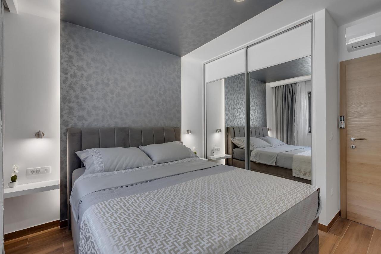 Luxury Promajna Beach Apartment エクステリア 写真